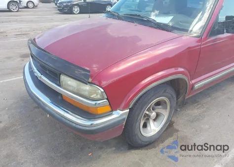 2000 Chevrolet S-10 Ls z USA, uszkodzony, nr VIN 1GCCS19W2Y8131870